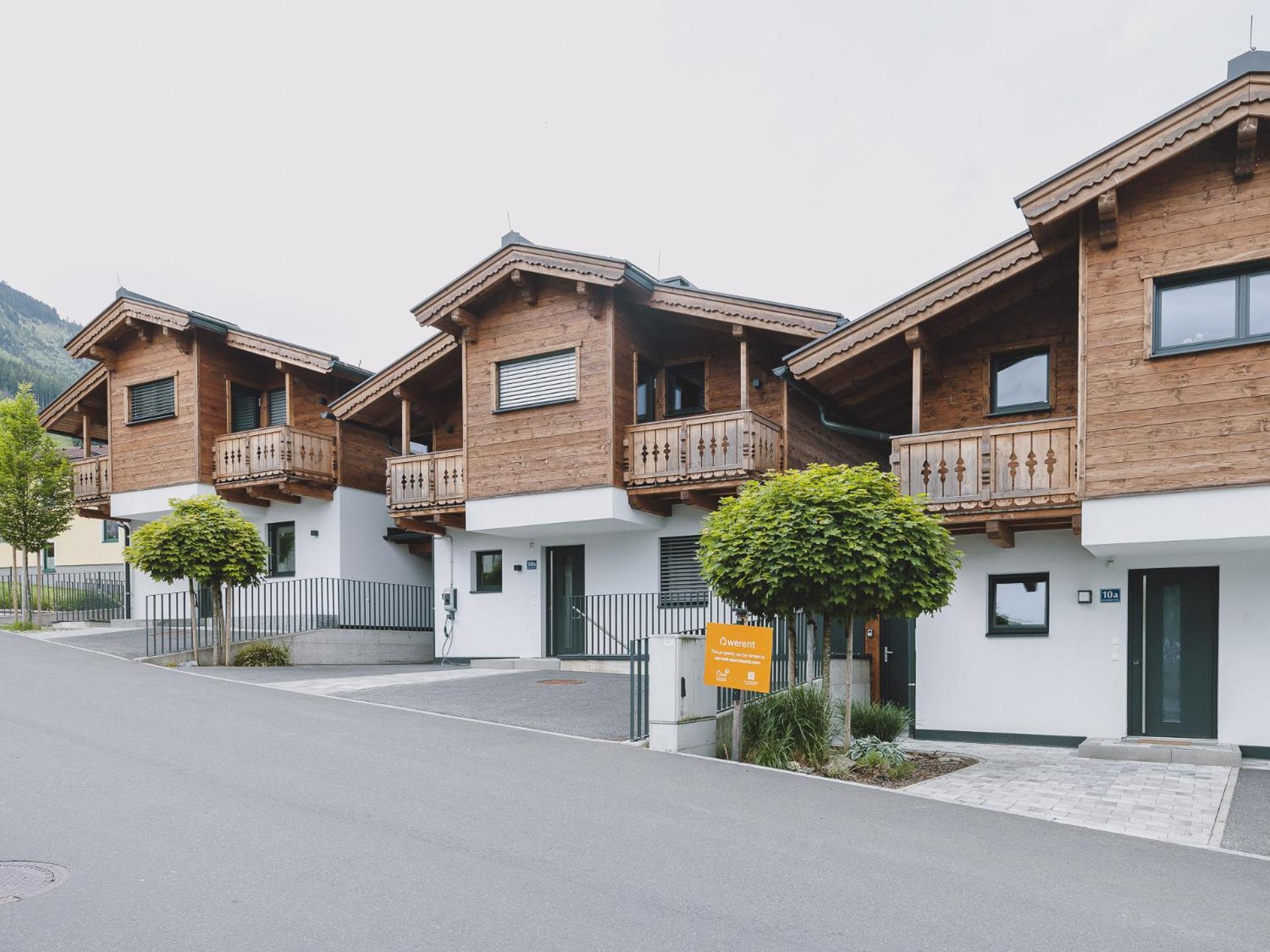 First In Mountain Chalets By We Rent Kaprun Exterior photo